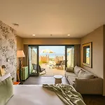 Beachhouse Hotel