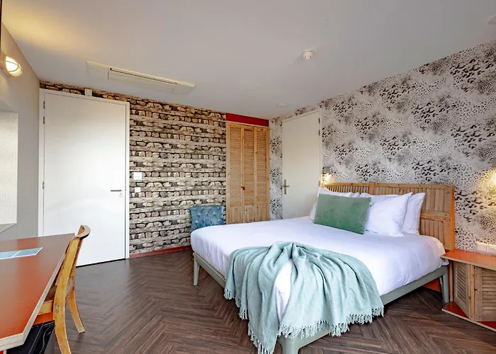 Beachhouse ホテル