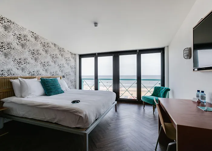 Beachhouse ホテル 4*