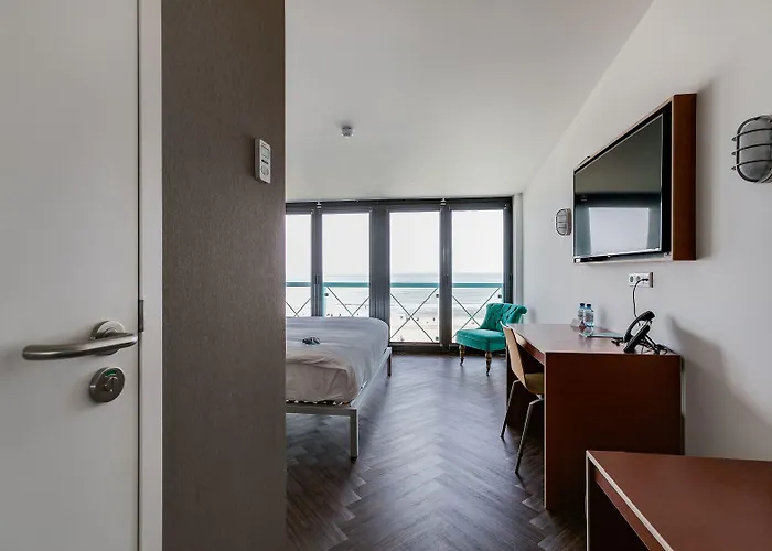 Beachhouse ホテル 4*