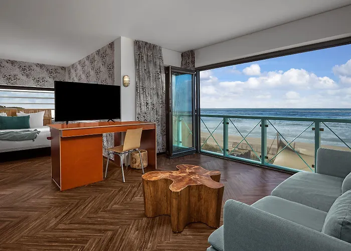 ホテル Beachhouse 4*